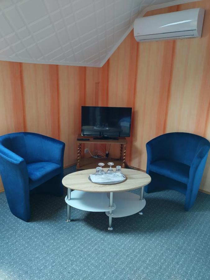 Ibolya Apartman Apartment Badacsony ภายนอก รูปภาพ
